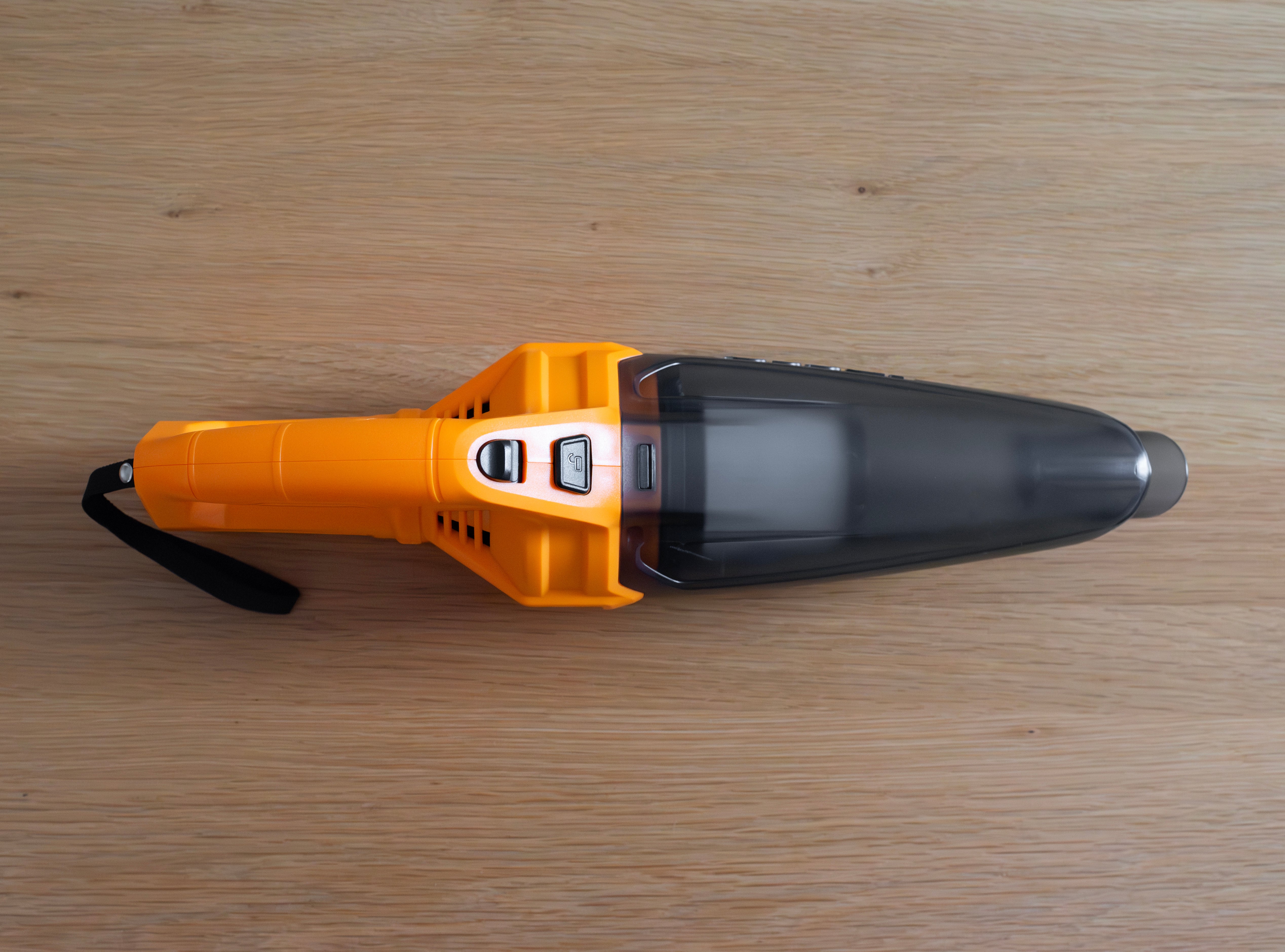 INGCO Cordless Handheld Vacuum Cleaner 12V Li-ion, 0.5 L Dust Capacity, USB-C Charger